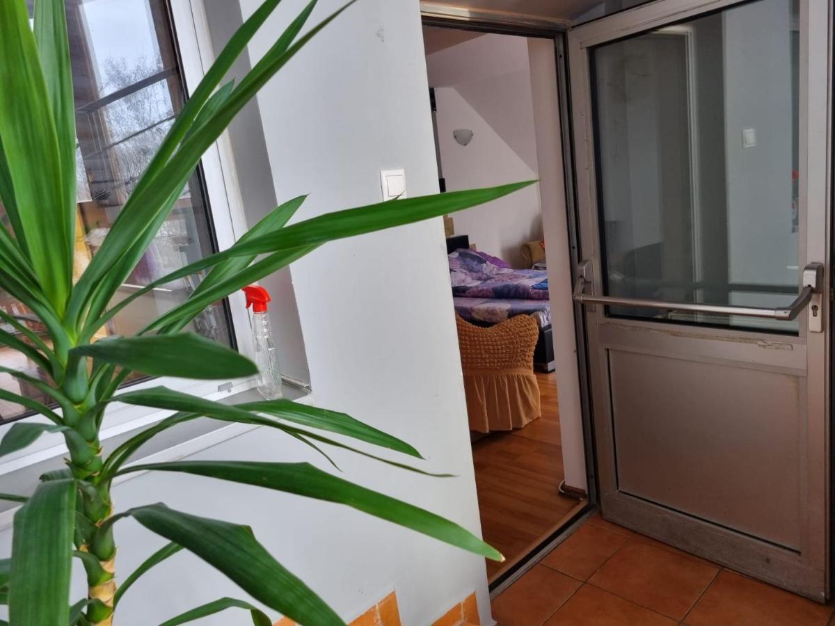Penthouse Apartament 2 Floors, 2 Bedroom , 2 Bath, 120 Sqm , Inside Yard Parking Cluj-Napoca Exterior photo