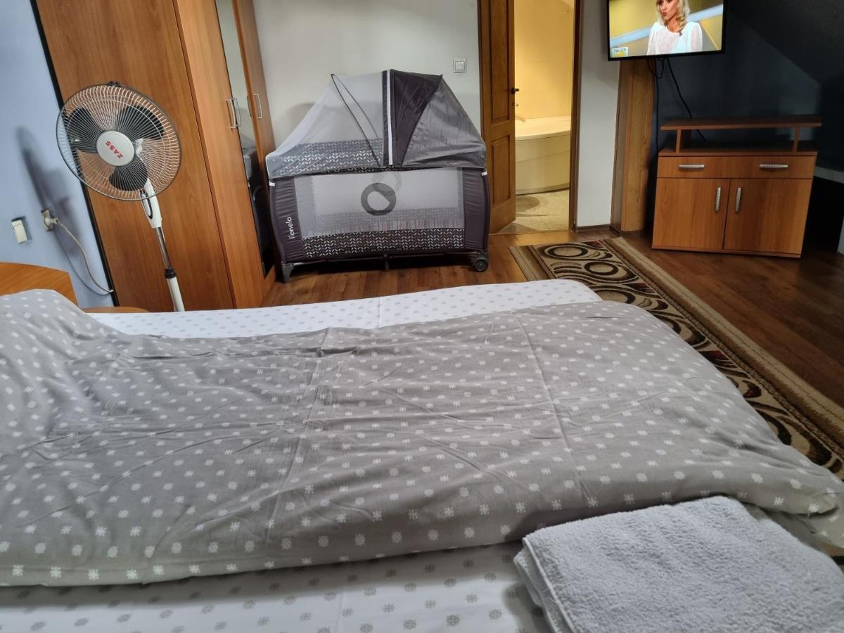 Penthouse Apartament 2 Floors, 2 Bedroom , 2 Bath, 120 Sqm , Inside Yard Parking Cluj-Napoca Exterior photo