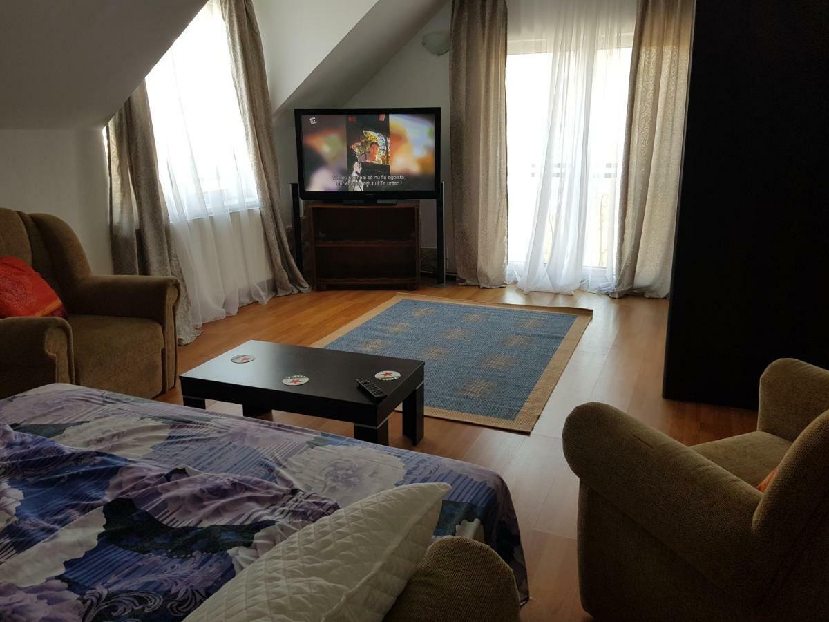 Penthouse Apartament 2 Floors, 2 Bedroom , 2 Bath, 120 Sqm , Inside Yard Parking Cluj-Napoca Exterior photo