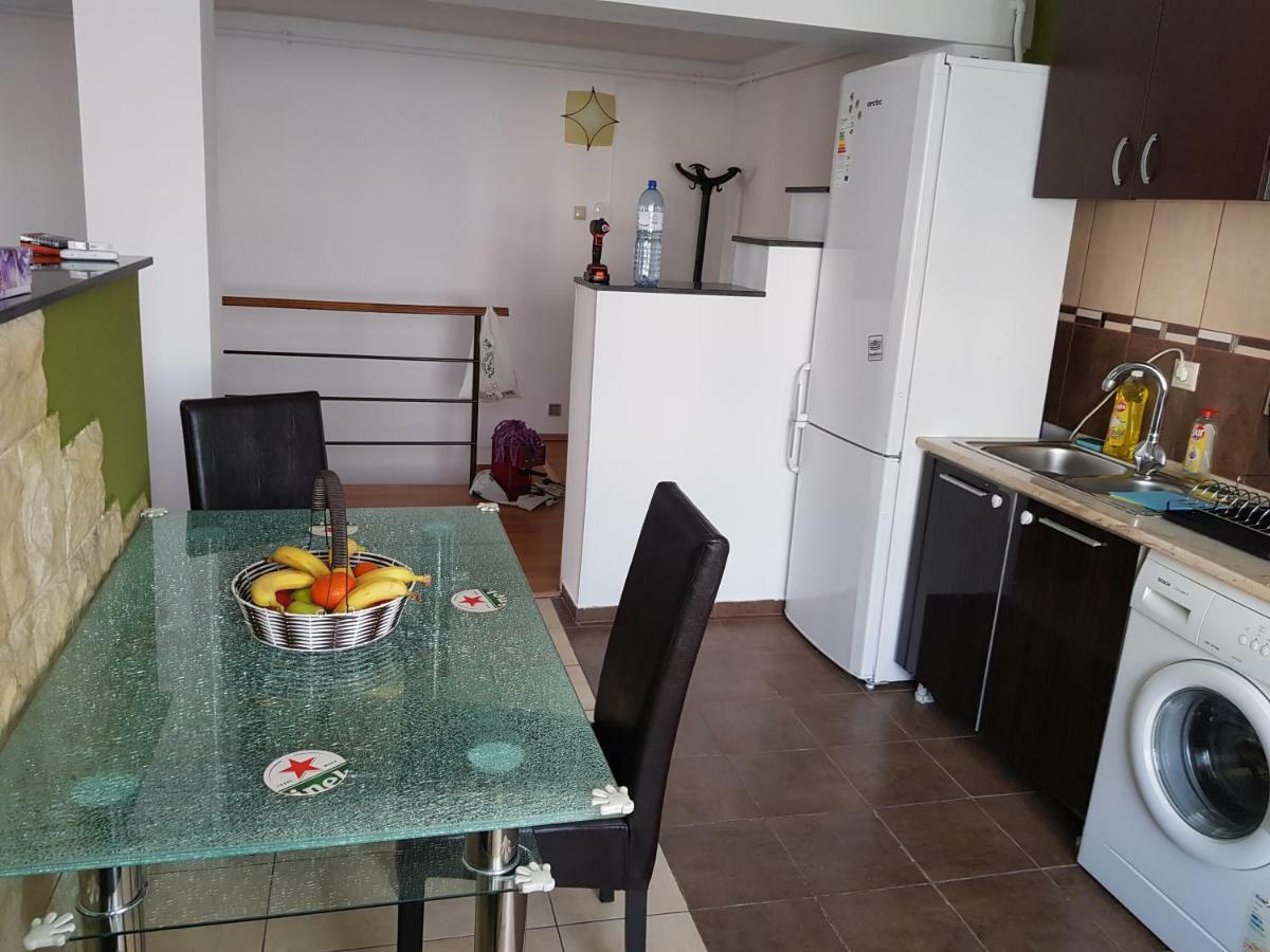 Penthouse Apartament 2 Floors, 2 Bedroom , 2 Bath, 120 Sqm , Inside Yard Parking Cluj-Napoca Exterior photo